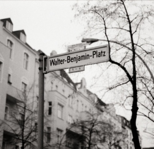 Walter Benjamin Platz - sign