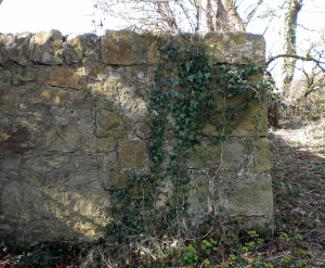 Rosyth Churchyard wall
